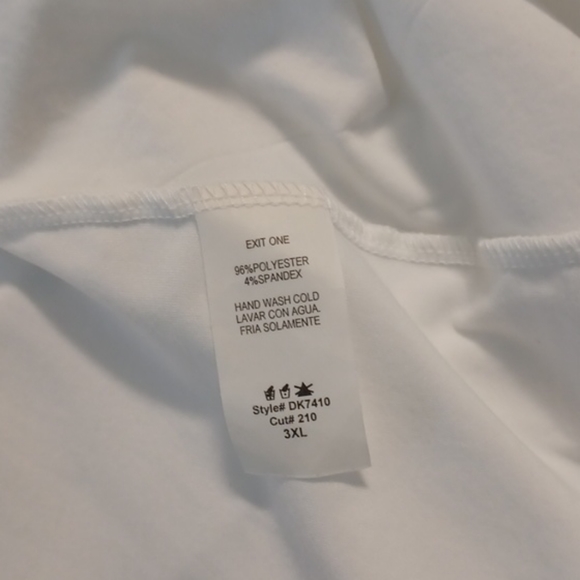 🎉 HOST PICK 🎉 Beautiful Black Woman Ripped Back Tshirt Dress - Picture 6 of 6